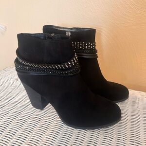 Bongo black suede shortie boots.